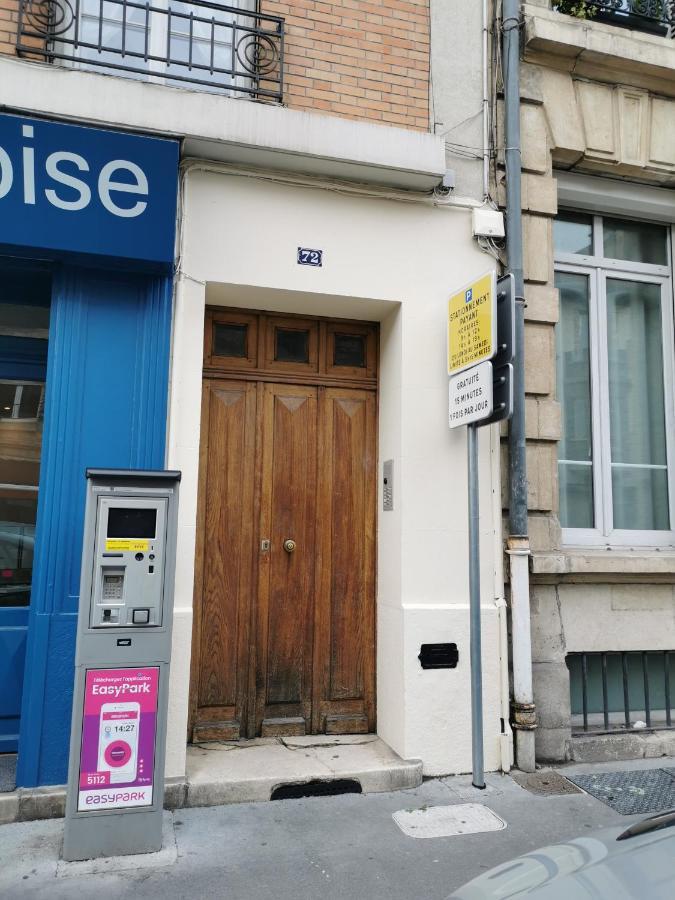 Apartamento Chez la Rég'- Aux pieds de la cathédrale Reims Exterior foto